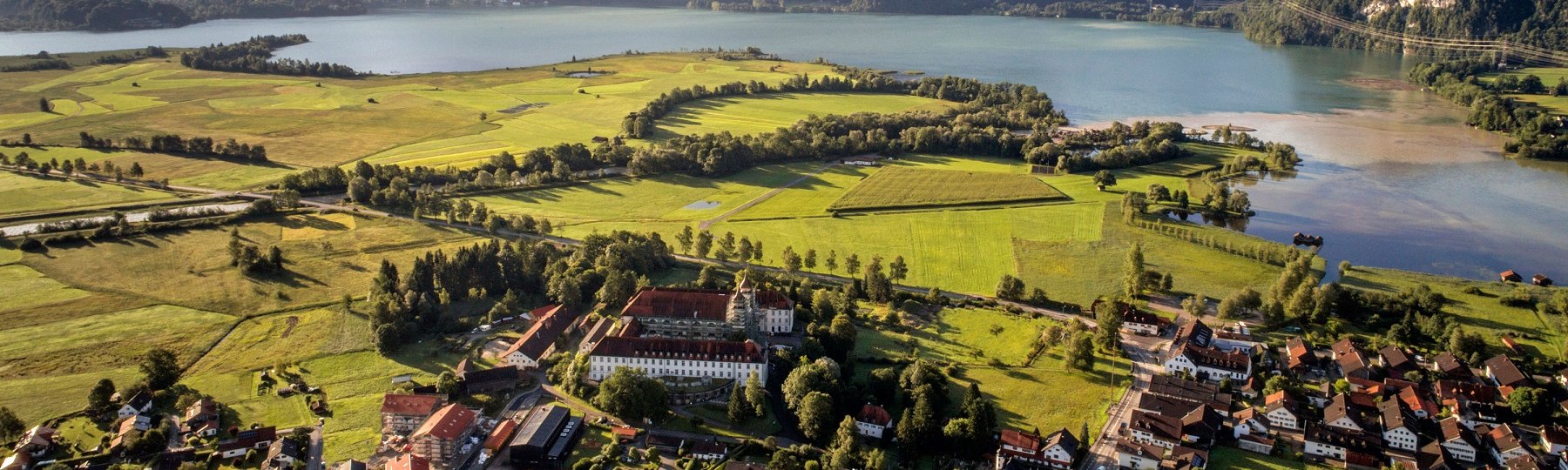 Schlehdorf Vogelperspektive, © Oberbayern.de, Fotograf: Peter von Felbert