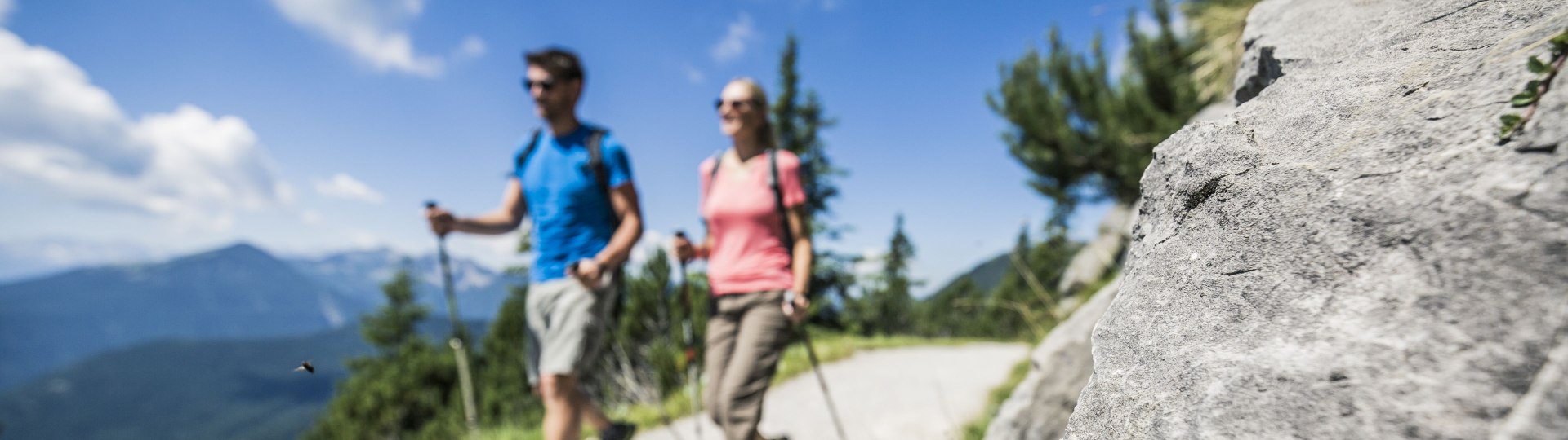 Wandern auf dem Naturlehrpfad, © Tourist Information Kochel a. See